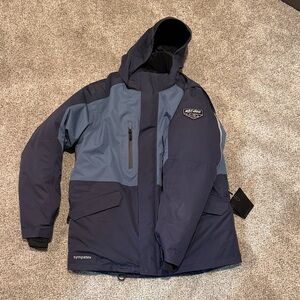 Ski-doo sz L coat with tags
